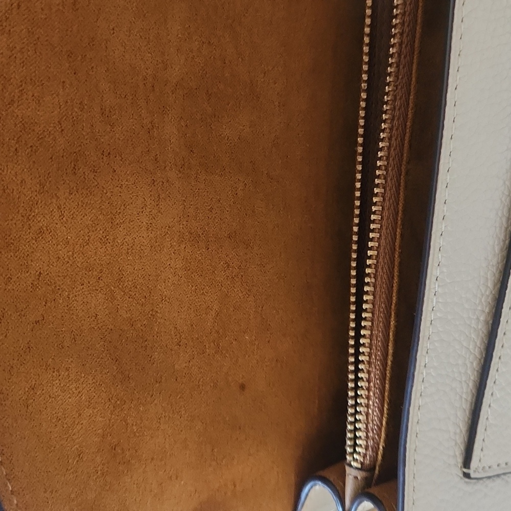 COACH Logo Closure Pebbled Leather Shoulder Bag in white/chalk/brass - Picture 12 of 17